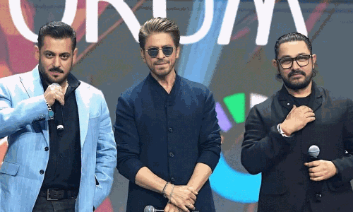 ఖాన్‌ల త్ర‌యం త‌లో దారి వెతుక్కున్నారు!