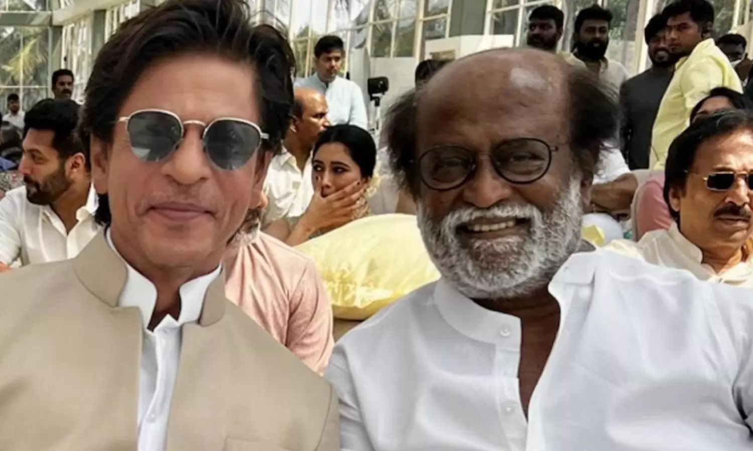 అప్పుడు రజినీ..ఇప్పుడు షారుక్.. ఫ్యాన్స్ కోరిక తీరేదెన్నడు?