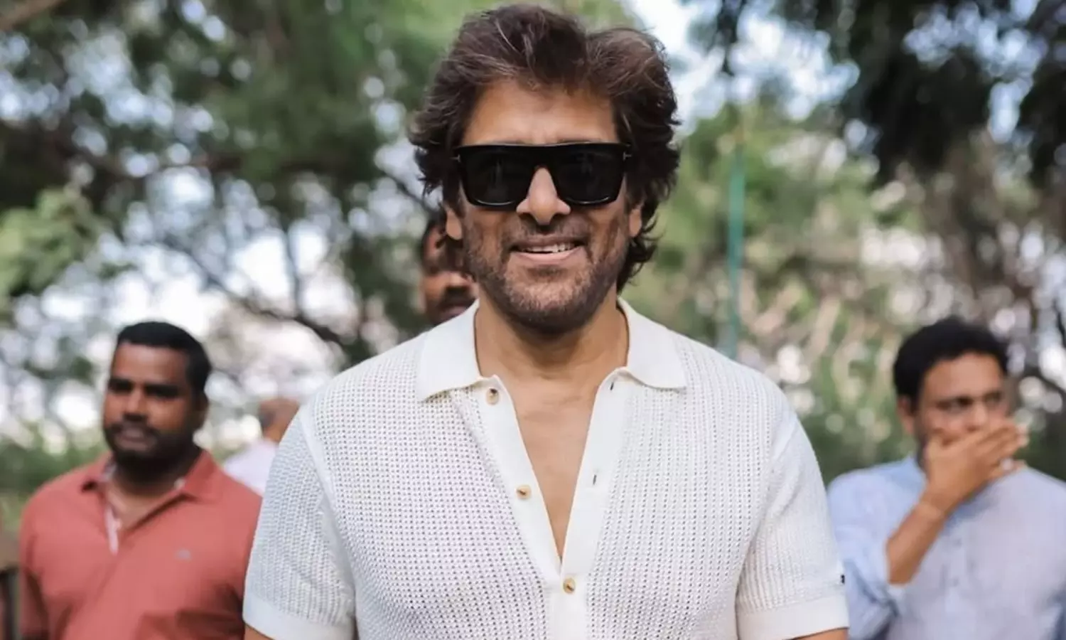 తండ్రి కాదు, తమ్ముడిలా విక్రమ్‌...!