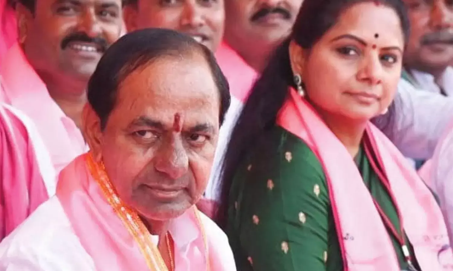 దేశంలో ఫ‌స్ట్‌:  కేసీఆర్-క‌విత‌.. తండ్రి-కూతురు రాజ‌కీయం!