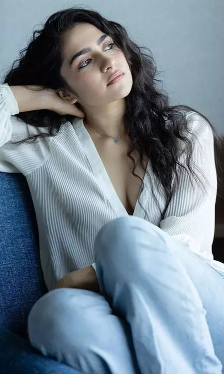 Rukmini Vasanth’s Effortless Beauty