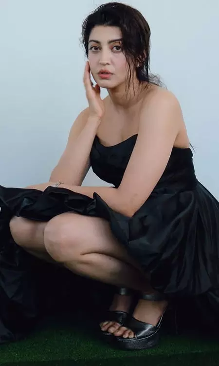 Pranitha Subhash Captivates with Minimal Glam Style