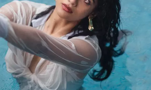 Abhignya Vuthaluru Goes Viral With Poolside Glamour
