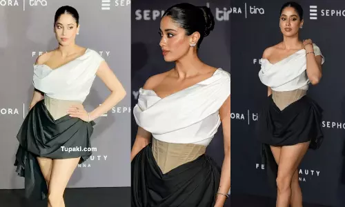 సింపుల్ వాక్.. కట్టిపడేస్తున్న జాన్వీ కపూర్!