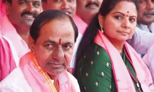 దేశంలో ఫ‌స్ట్‌:  కేసీఆర్-క‌విత‌.. తండ్రి-కూతురు రాజ‌కీయం!
