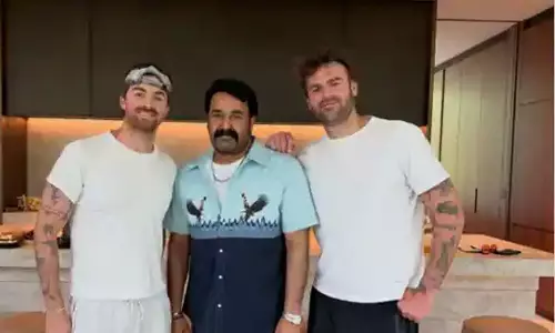 మెగాస్టార్ తో ది ఛైన్ స్మోకర్స్ సందడి!