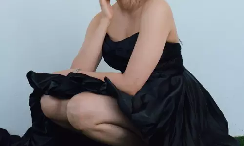 Pranitha Subhash Captivates with Minimal Glam Style