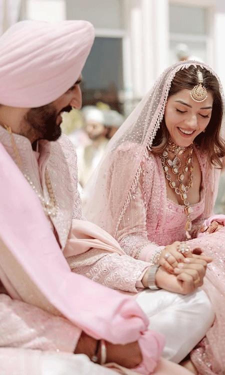 Mehreen Pirzada Married; Shares Pics