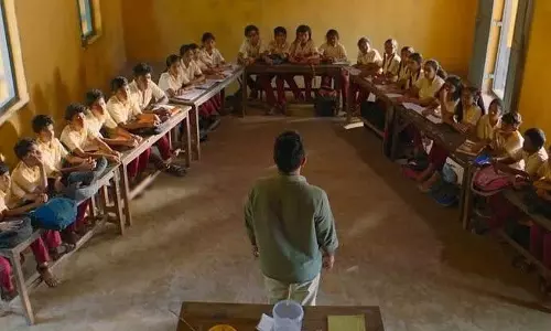 ఇక బ్యాక్ బెంచ్ మాటే ఉండదా..? కేరళ క్లాస్ రూములు ఇలా ఉండబోతున్నాయా..?