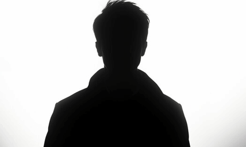 ఈగో ఇష్యూ:  ఖాన్ త‌ప్పును రిపీట్ చేయ‌ని తెలివైన హీరో