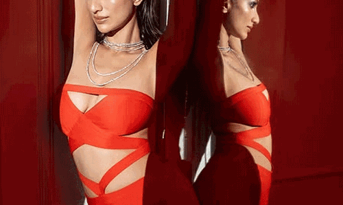Diksha Singh Turns Up the Heat in Stunning Red Glam Look