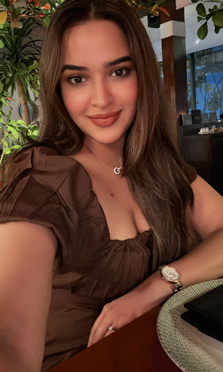 Pujita Ponnada Charms Fans with Cute Selfie and Effortless Style