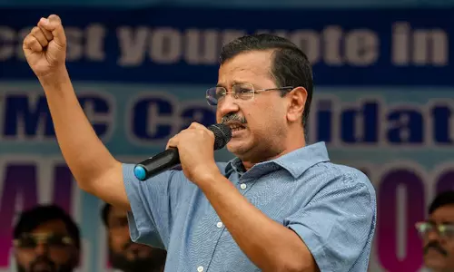 బీజేపీలో విలీనమైన ఆప్.. కేజ్రీవాల్‌కు కోలుకోలేని దెబ్బ..!