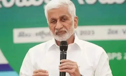 వైసీపీ రెడ్లే సాయిరెడ్డి టార్గెట్టా.. !