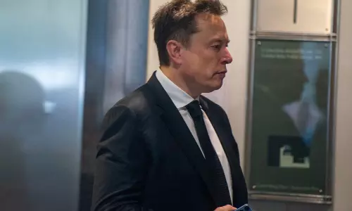 ఏఐ ‘మృత్యువు’తో చెలగాటమా..? మనుషులను అంతం చేయగలదని మస్క్ హెచ్చరిక!