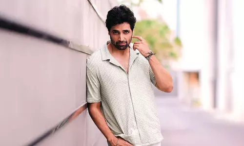 అడివి శేష్ సినిమాల‌కు పోస్ట‌ర్ల ఖ‌ర్చు రాలేదా?
