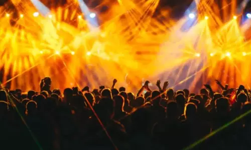 సింగిల్ విండో : వినోద రంగానికి వరమా లేక శాపమా?