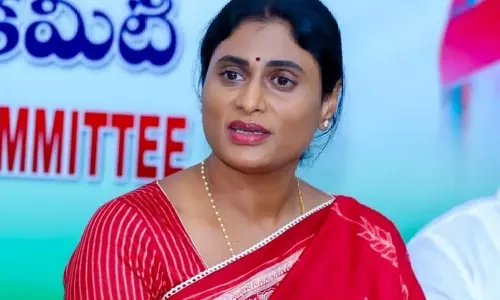 ష‌ర్మిల‌కు శ‌త్రులు ఎవ‌రో కాదు.. ఆ రెండే.. !