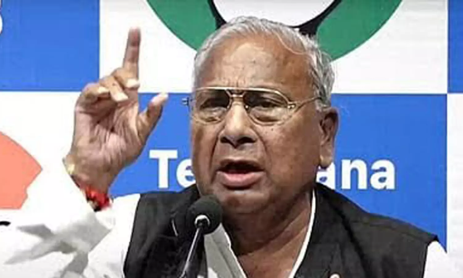 హమ్మయ్య.. మన వీహెచ్ తాతా ఎట్టకేలకు హ్యాపీ