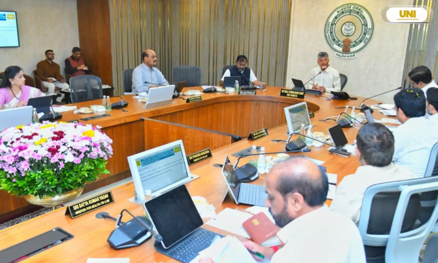 దటీజ్ చంద్రబాబు : మంత్రుల మనసులో మాట