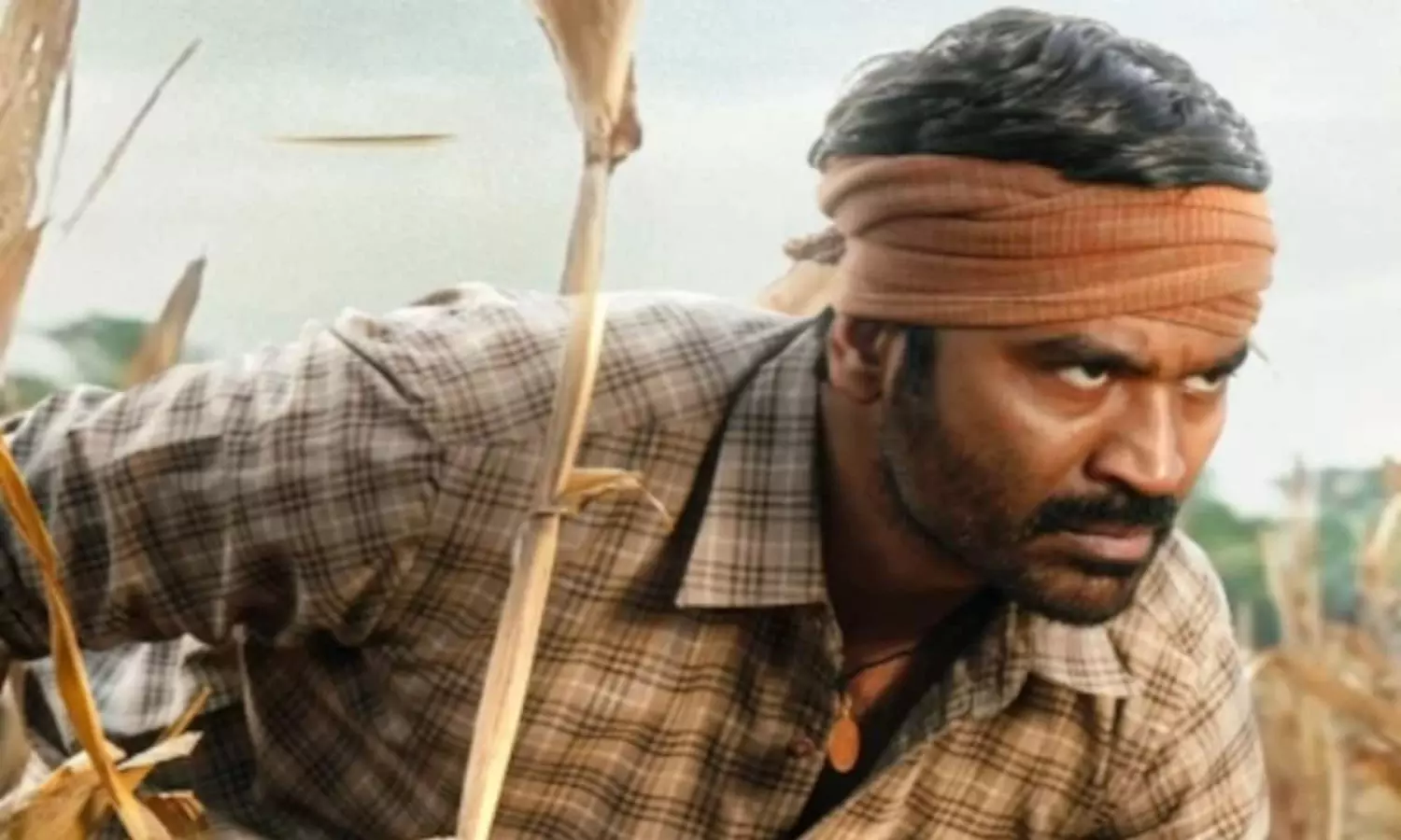 అదే ధ‌నుష్ సినిమాని దెబ్బ‌కొట్టిందా?