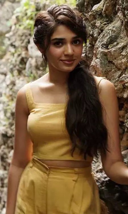 Krithi Shetty Shines in Outdoor Still from Love Insurance Kompany