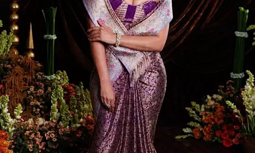 Seerat Kapoor Stuns in Silk Saree with Timeless Elegance