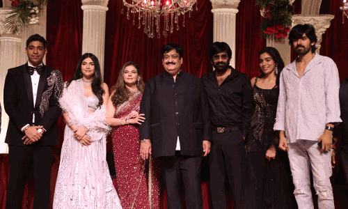 Grand Wedding Reception of Sunil Narang Daughter Simran Set 1