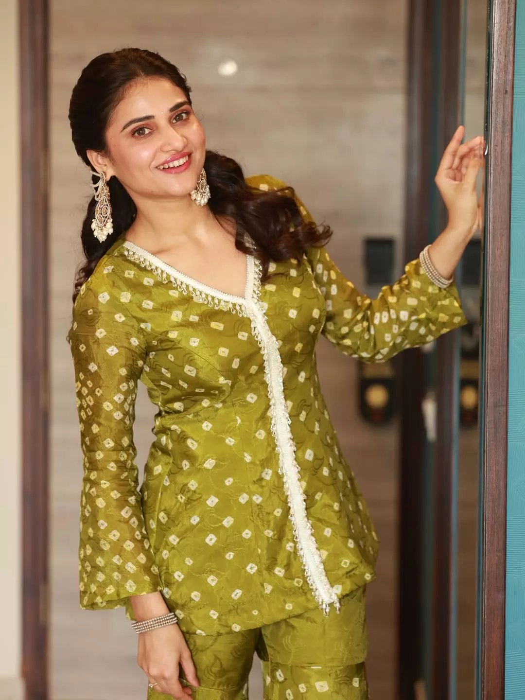 Prisha R Singh Stuns in Elegant Green Traditional Look Prisha R Singh Stuns in Elegant Green Traditional Look