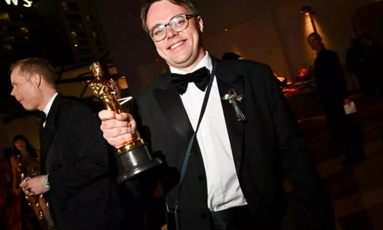 Oscar in Trouble: Airport Security Stops Award, Sends It to Cargo