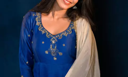 Shivani Nagaram Stuns in Elegant Blue Outfit