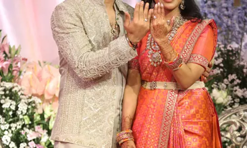 Bandla Ganesh’s Daughter Janani Gets Engaged in Grand Traditional Ceremony Set-3