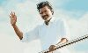 రాజకీయాల్లో స్టార్ పవర్- విజయ్ చూపించిన రూట్