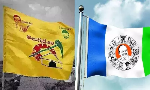 గొడ్డలి...వైసీపీని గట్టిగానే గుచ్చుకుంటోందా ?