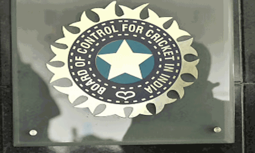 గర్ల్‌ఫ్రెండ్ కల్చర్‌కి BCCI చెక్.. ఈ ఐదుగురు క్రికెటర్లే కారణం!