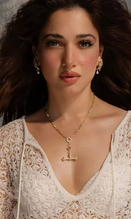 Tamannaah Bhatia Elevates Style with Minimal Glam