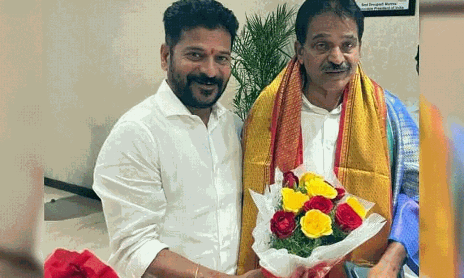 రేవంత్ చ‌క్రం.. కేర‌ళం.. కేసీకేనా?