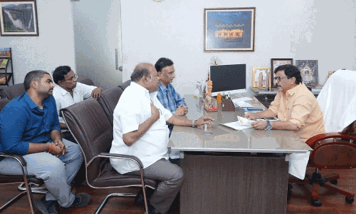 టికెట్ ధ‌ర‌లో వాటా.. మంత్రి కందుల‌కు ఎగ్జిబిట‌ర్ల విన్నపం
