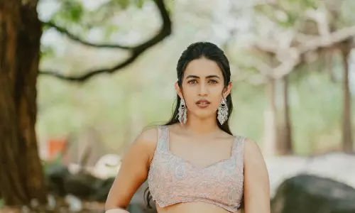 Niharika Konidela Sets New Trends in Ethnic Glam