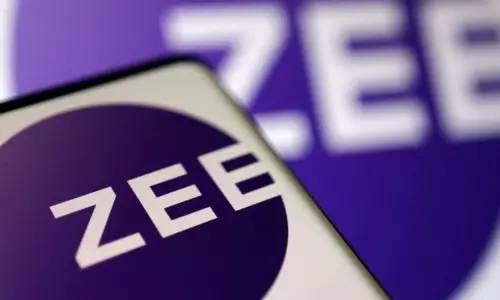 రిలయన్స్-డిస్నీపై ZEE సంస్థ‌ 1800 పేజీల‌ న‌ష్టప‌రిహార దావా!