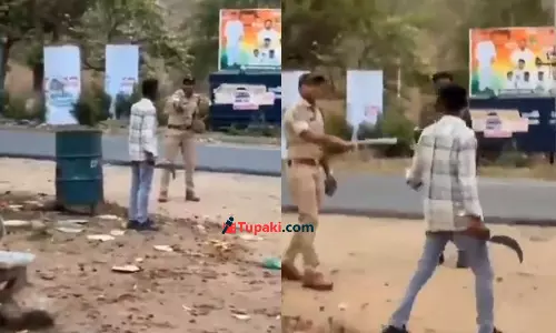 మణుగూరులో మందుబాబు వీరంగం.. : తనిఖీ చేస్తున్న పోలీసులపై కత్తితో దాడికి యత్నం!