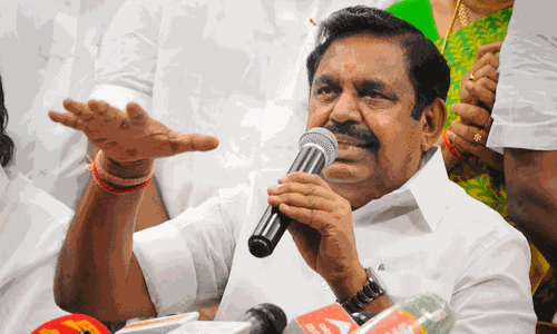 మేం కాంగ్రెస్ ప‌క్క‌న కూర్చోలేం.. వేరే సీట్లు ఇవ్వండి: డీఎంకే
