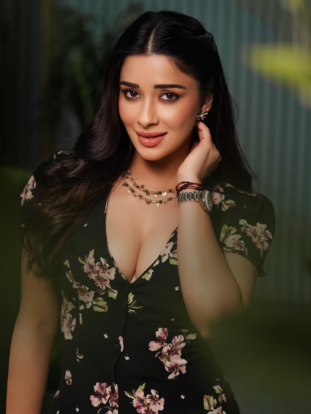 Nyra Banerjee Impresses Fans With Warm Smile and Stunning Presence Nyra Banerjee Impresses Fans With Warm Smile and Stunning Presence