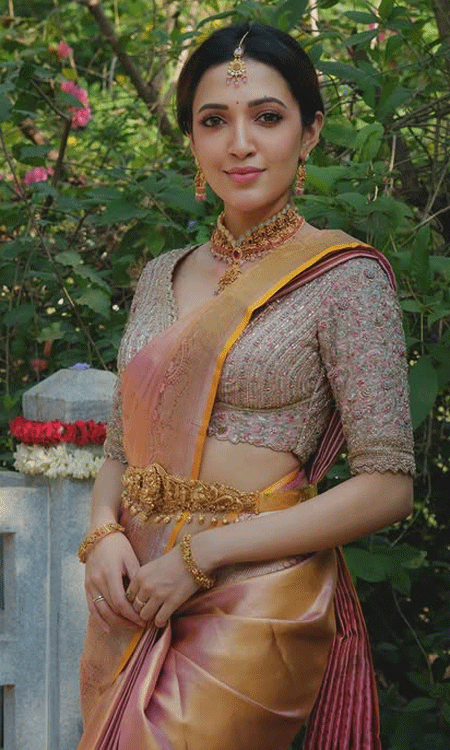 Neha Shetty Glows In Six Yards Of Pure Elegance