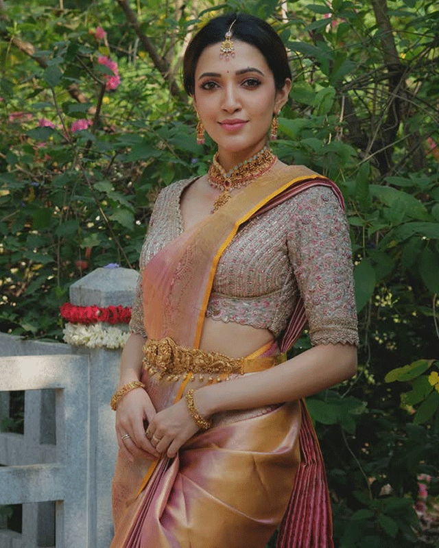 Neha Shetty Glows In Six Yards Of Pure Elegance