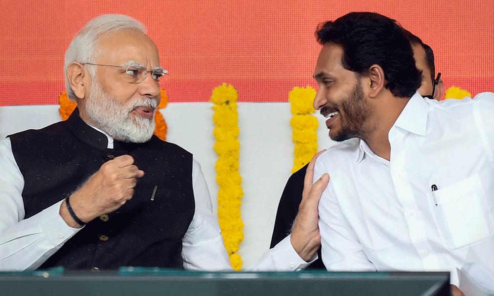 మోడీ సంకేతాలు...జగన్ అలెర్ట్ !