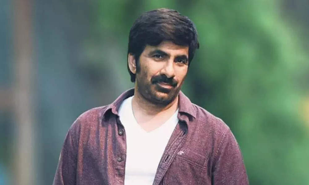 సీనియ‌ర్ల‌కు చెక్ పెడుతోన్న ర‌వితేజ‌!