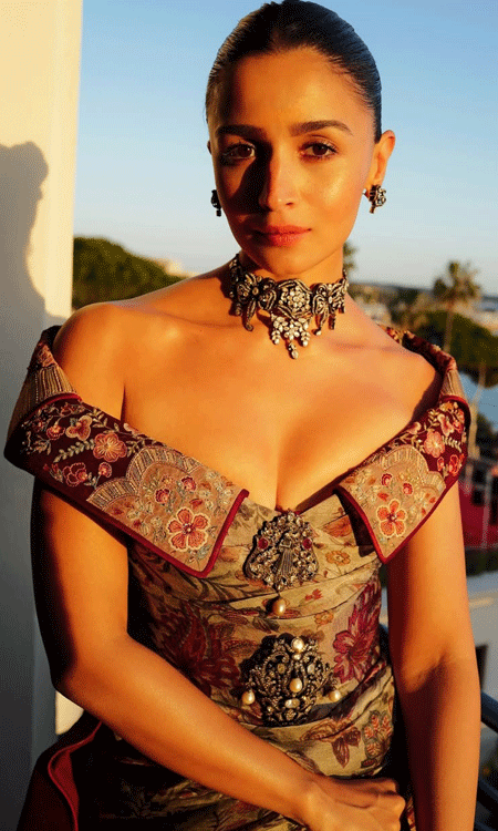 Alia Bhatt Glows in Regal Embroidered Gown at Golden Hour