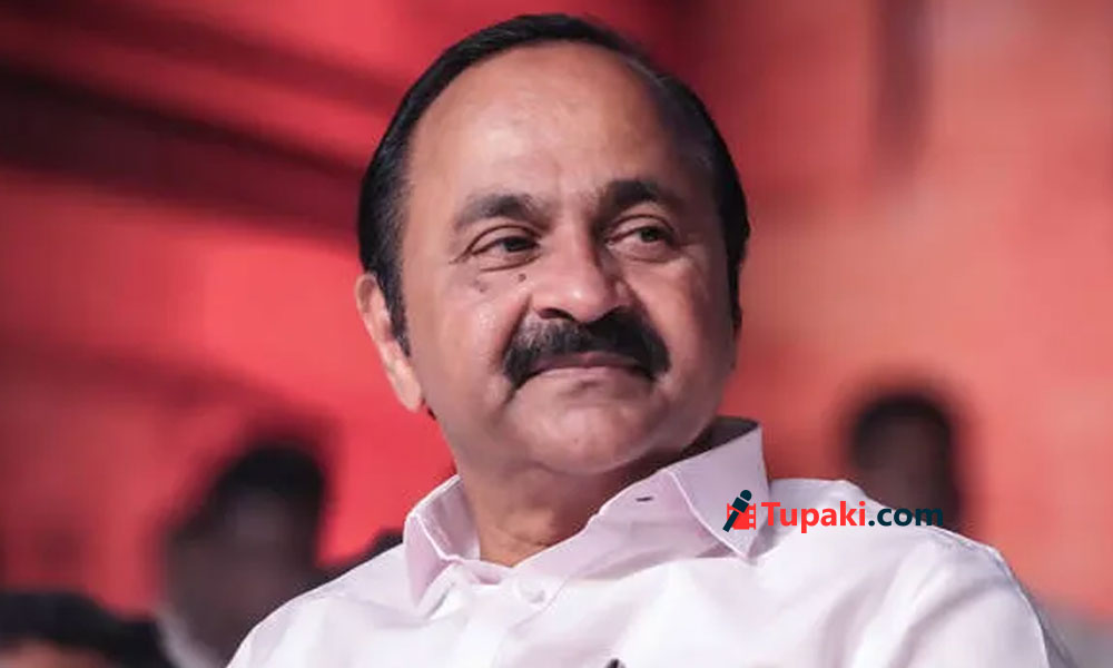 కేరళంలో 10 రోజుల ఉత్కంఠకు తెర.. పోస్టర్ల యుద్ధంతో దిగివచ్చిన కాంగ్రెస్ అధిష్టానం? కేరళంలో 10 రోజుల ఉత్కంఠకు తెర.. పోస్టర్ల యుద్ధంతో దిగివచ్చిన కాంగ్రెస్ అధిష్టానం?
