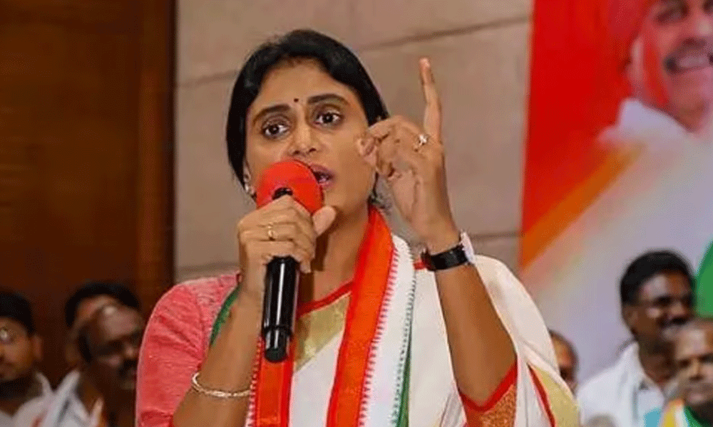 షర్మిల మిక్స్ డ్ పాలిటిక్స్.. టార్గెట్ వైసీపీ.. ! షర్మిల మిక్స్ డ్ పాలిటిక్స్.. టార్గెట్ వైసీపీ.. !